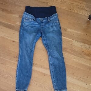GAP Maternity Skinny Jeans
